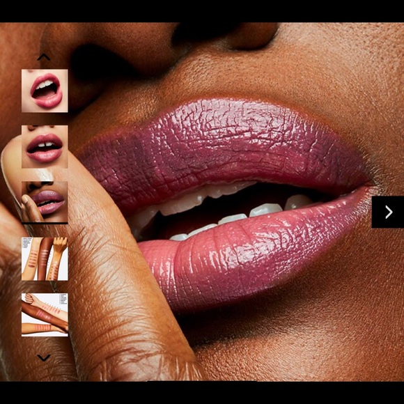 Mac Lustre Lipstick - Plumful - Picture 5 of 6